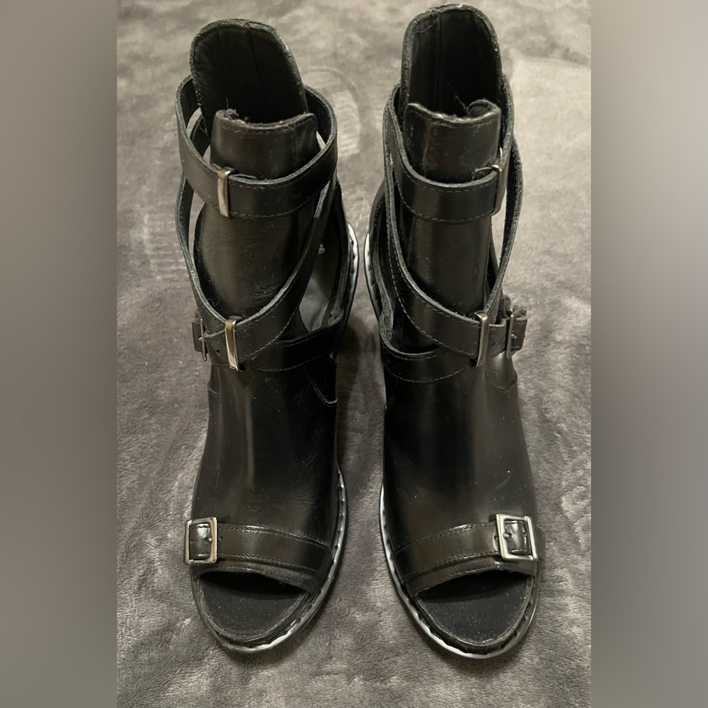 Dr. Martens Candice Black Leather Buckle Strap Ankle Bootie US 7 UK 5 EU 38